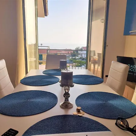 A Charming For 6 Persons With A Swimming Pool * Scalea