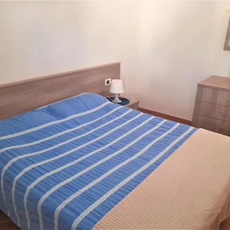 A Charming For 6 Persons With A Swimming Pool * Scalea