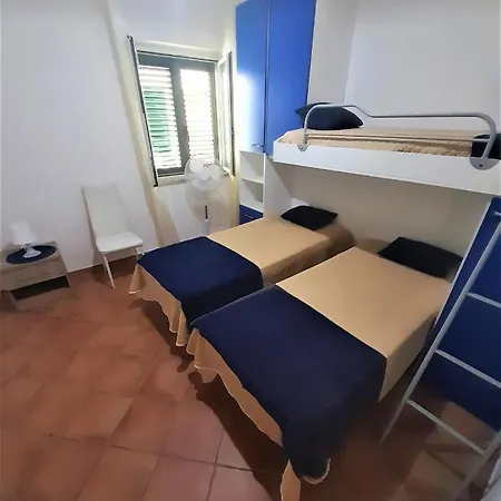 Appartamento A Charming For 6 Persons With A Swimming Pool Scalea
