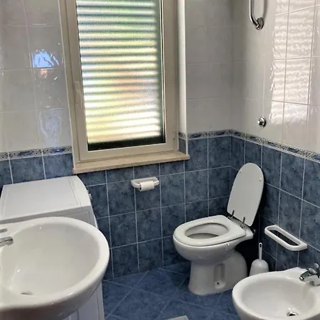 Appartamento A Charming For 6 Persons With A Swimming Pool *
